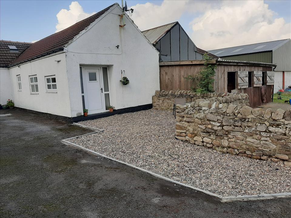 WHITE HOUSE FARM, TOFT HILL Dowen Estate & Letting Agents